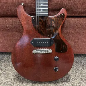 Eastman SB55DC/v Антикварная классическая вишня с жестким кейсом