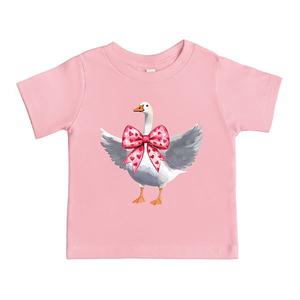 Футболка Valentine goose coquette с коротким рукавом для малышей The Juniper Shop, Pink
