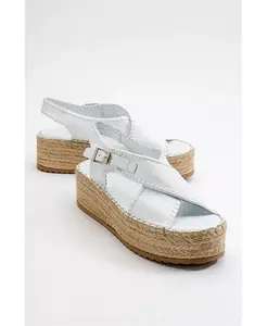 Босоножки Bellezza на платформе из кожи Forever & Always Shoes, коричневый/бежевый