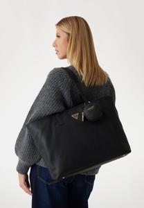 Сумка Guess Handbag, Schwarz/Black