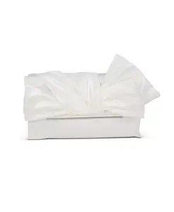 Женская сумка-конверт Delilah с завязками-кушаком Jewel Badgley Mischka, белый