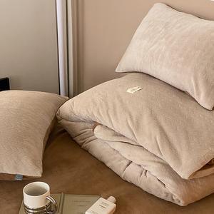 LUOLAI HOME Комплект постельного белья, 4 предмета, для кровати 1.8м, пододеяльник 200*230см, Rimelorena, плотный, цвет молочный латте YN