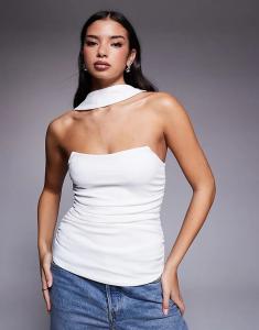 Удлиненный структурированный топ-бандо ASOS DESIGN с шарфом на шее цвета слоновой кости