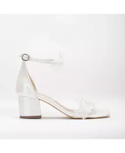 Свадебные босоножки Flora Lace на низком каблуке с кружевом Forever & Always Shoes