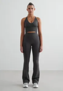 Бесшовные леггинсы-клеш для миниатюрных девушек Aim’N, Shadow Grey