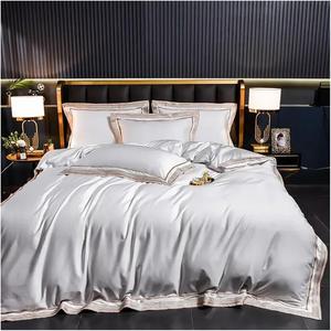 GLAMDIA Комплект постельного белья из египетского хлопка с золотой вышивкой