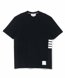 Футболка с коротким рукавом и декоративной полосой из классической ткани пике.