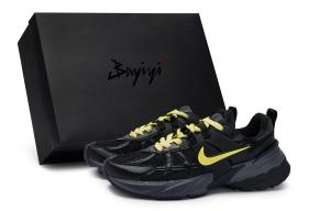 Nike V2K Run Абразивоустойчивые Низкие Кроссовки для Бега Унисекс Черный Желтый