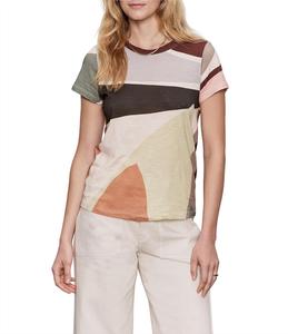 Идеальная футболка в Aura Sanctuary, Aura