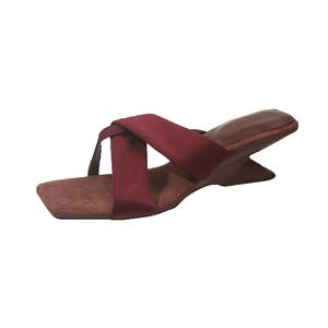 Puppytown Женские противоскользящие устойчивые к истиранию и запаху сланцы с резиновой подошвой красные, цвет Red