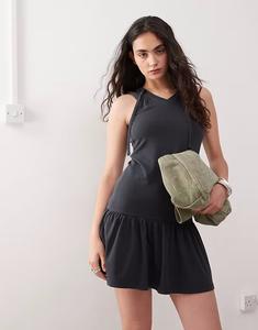 Платье COLLUSION с заниженной талией и оборками черного цвета