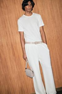 Облегающая фактурная футболка H&M, бежевый