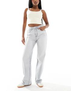 Прямые джинсы Stradivarius D92 широкого кроя насыщенного синего цвета