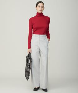 Хлопковые джинсовые брюки изогнутой формы