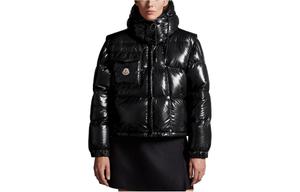 Женская куртка-пуховик серии Karakorum FW23 черного цвета Moncler