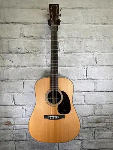 Martin D-28 Modern Deluxe Dreadnought - Натуральный