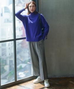 Мягкий вязаный свитер с высоким воротником из смеси кашемира