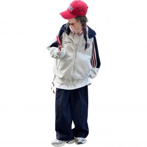 Топ для подростков на осень-зиму Disney, светло-серый