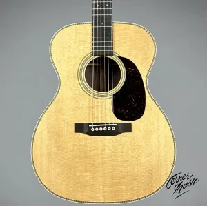 Martin 000-28 Стандартная серия 2025 - Тонер естественного старения