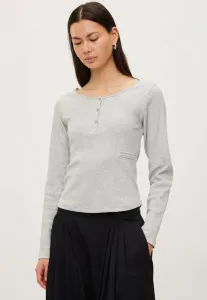 Придайте изысканности топу с длинными рукавами. Rethinkit Studios, Grey Melange