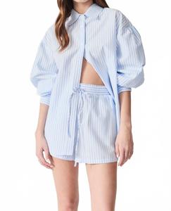 Эвора Шорты в полоску светло-голубые DELUC