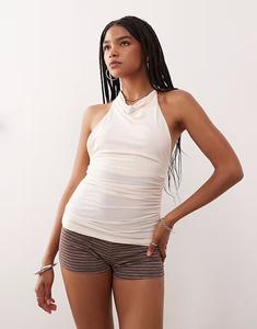 Топ с высоким воротом COLLUSION кремового цвета