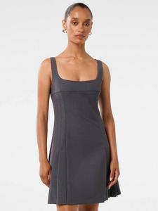 Миниатюрное мини-платье eada со складчатым подолом Forever New, цвет Grey Marl