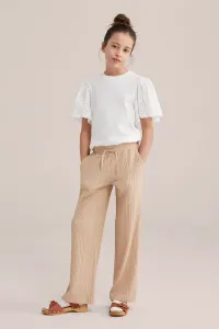 Простая футболка We Fashion, Off White