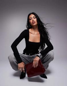 Топ с длинными рукавами и квадратным вырезом черного цвета River Island