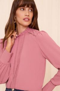 Блузка с длинными рукавами и оборкой на горловине Love & Roses, розовый