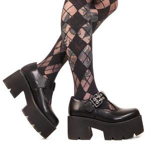 Массивные кроссовки Мэри Джейн с надписью «Смотри на меня» Lamoda, черный