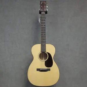 Martin 00-18 - верх из ели / задняя и боковые стороны из красного дерева