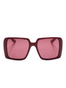 Gucci Eyewear солнцезащитные очки в массивной оправе, красный