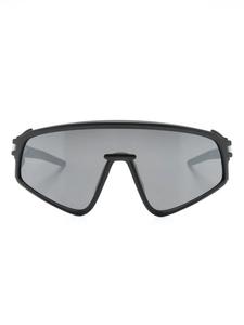 Солнцезащитные очки-навигаторы Latch Panel Oakley, черный