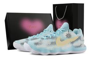 Hyperdunk 2017 Feicheng Sunshine, Heart Box Cushioning Support низкие баскетбольные кроссовки мужские Nike, серый