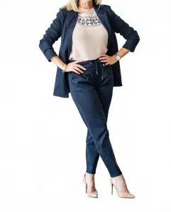 Длинный блейзер Ризетты в ночной Копенгагенской ночи B.Young