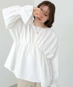 Блузка с рукавами-«конфетками» и сборками