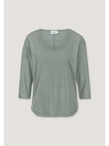 Футболка с длинными рукавами Hessnatur Light Slub, свободного кроя, изготовлена из чистого органического хлопка матового зеленого цвета