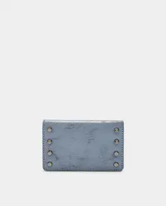 Женский маленький бумажник с заклепками и кнопкой на гладкой поверхности Parfois, светло-голубой