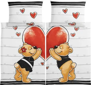 Комплект постельного белья из микрофибры с рисунком медведя и сердца - 2 предмета на молнии COFI 1453