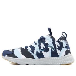 Кроссовки furylite gm 'cloud pack - blue camo' Reebok, камуфляж