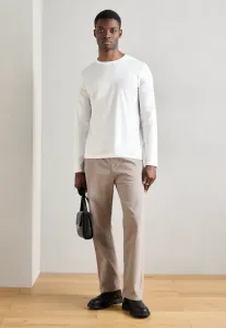 Комплект из 3 базовых футболок с длинными рукавами Lindbergh, Black/White/Olive