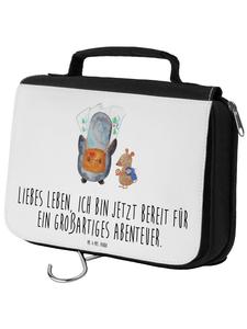 Mr. & Mrs. Panda Косметичка с изображением пингвина и мыши-странника и надписью белого цвета