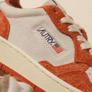 Кроссовки Medalist W *Suede / Long Suede* Autry, цвет rust