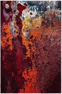 Ковер SAFAVIEH, 79 x 153 см, Glacier Collection, Red & Orange, современный абстрактный дизайн, не линяет и прост в уходе, идеален для помещений с высокой проходимостью: прихожая, гостиная, спальня (GLA124Q)