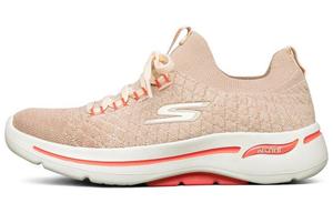 Go Walk Arch Fit Кроссовки женские с низким верхом цвета коралловый Skechers