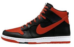 Nike Dunk CMFT Bred