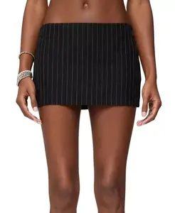 Мини-Шорты в полоску Maeve Edikted, черный