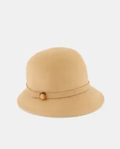 Тканевая шапка с пряжкой Latouche, песочный