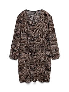 Платье в черном Vero Moda